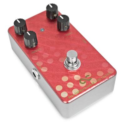 One Control Dyna Red Distortion 4K ディストーション ギターエフェクター 斜めの画像