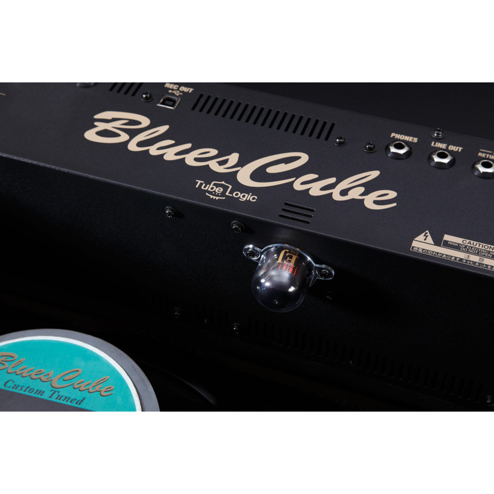 ROLAND BC TC-EJ Eric Johnson Blues Cube Tone Capsule ブルースキューブアンプ用トーンモディファイユニット エリック・ジョンソン アンプ取り付け画像