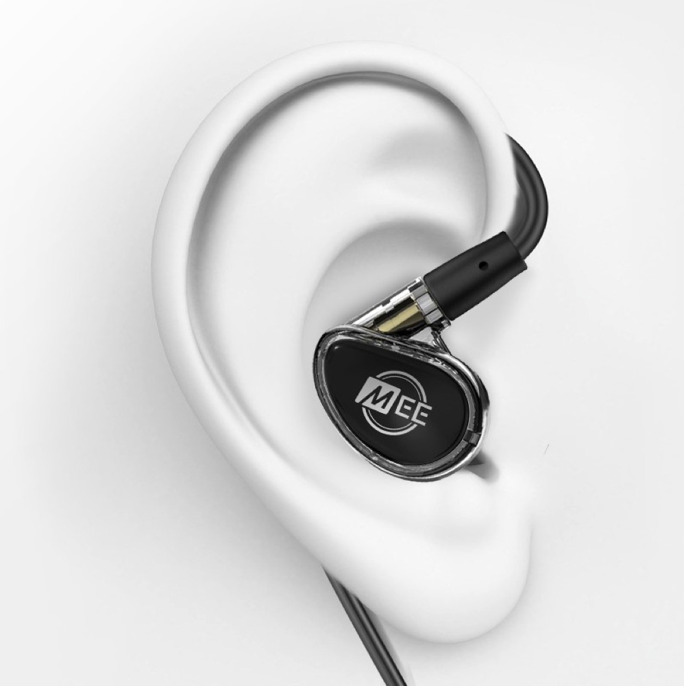 MEE audio ミーオーディオ MX3 PRO BK カナル型 有線イヤホン 装着イメージ