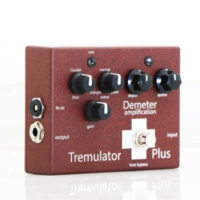 Demeter Tremulator Plus Tremolo Pedal ギターエフェクター 左サイド