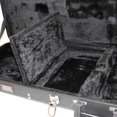 GATOR GWE-ELEC Hard-Shell エレキギター用 ハードケース 内装の収納部分