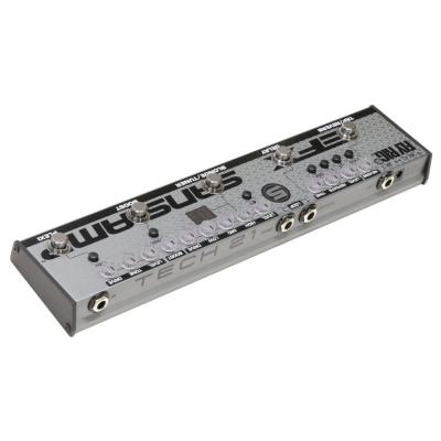 TECH21 SansAmp FLY RIG 5 V2 ギター用マルチエフェクター 右サイド