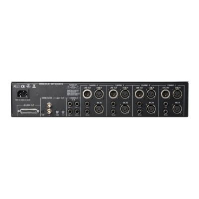 Universal Audio 4-710d Four-Channel Tone-Blending Mic Preamp マイクプリアンプ 背面入出力パネルの画像