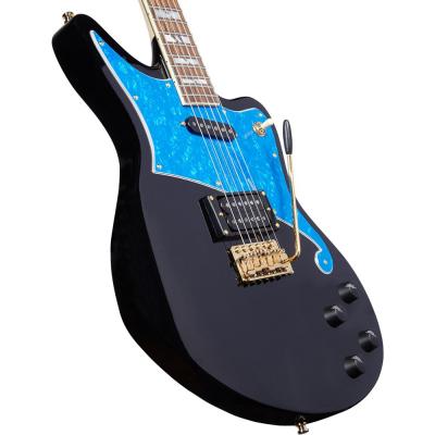 D’Angelico Deluxe Bedford BK with Blue Pearl Pickguard TR エレキギター ボディ斜めアングル画像