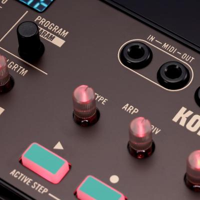 KORG volca fm2 Digital FM Synthesizer FMシンセサイザー シーケンサー イメージ画像