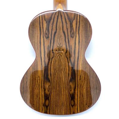 Kai Ukulele KT-700 テナーウクレレ ソフトケース付き ボディバック画像