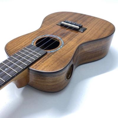 Kai Ukulele KC-5000R/EQ コンサートウクレレ ピックアップ付き ソフトケース付き ボディトップ画像