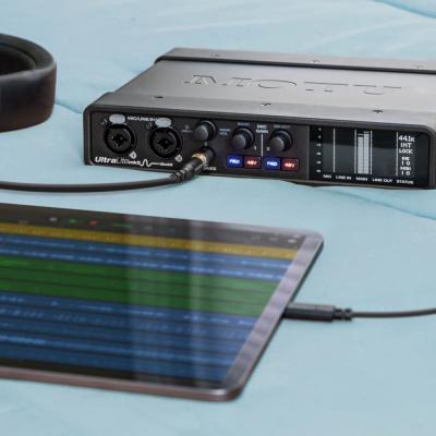 MOTU UltraLite mk5 オーディオインターフェイス 使用イメージ画像