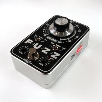 KING TONE GUITAR miniFUZZ V2 Black Panel ギターエフェクター ディップスイッチ側サイド