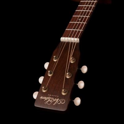 Art&Lutherie アートアンドルシアー Legacy Bourbon Burst アコースティックギター ヘッド画像