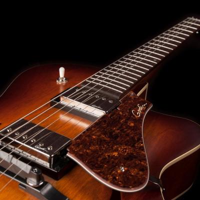 Godin ゴダン 5th Avenue CW Kingpin II HB Cognac Burst エレキギター ブリッジ画像