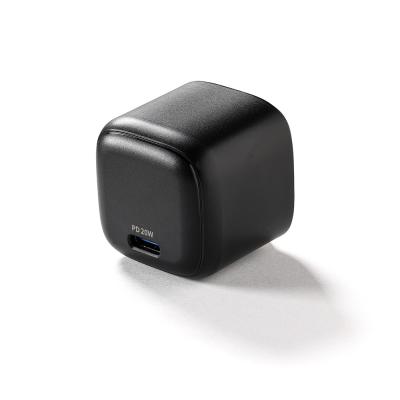 AXES アクセス APT-111 BK USB充電器 1ポート Type-C 20W(PD対応) 折り畳み式プラグ 急速充電 ブラック