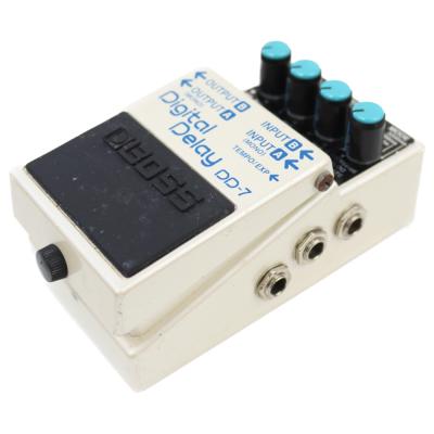 【中古】 ディレイ エフェクター BOSS DD-7 Digital Delay ギターエフェクター デジタルディレイ 本体画像 斜め R