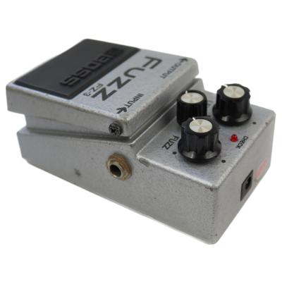 【中古】ファズ  エフェクター BOSS FZ-3 Fuzz ボス ギターエフェクター 本体画像 斜め R