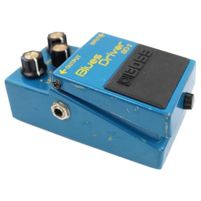 【中古】 ブルースドライバー エフェクター BOSS BD-2 Blues Driver 中期型 ギターエフェクター オーバードライブ Over Drive ブルドラ 本体画像 斜め R