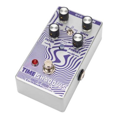 Earthquaker Devices アースクエイカーデバイセス EQD Time Shadows サブハーモニックマルチディレイレゾネーター ギターエフェクター 右斜めアングル画像