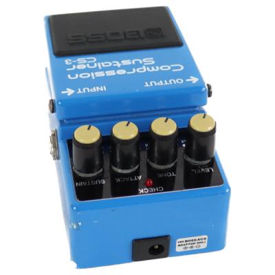 【中古】 コンプレッサー エフェクター BOSS CS-3 Compression Sustainer Made in Japan ギターエフェクター 本体画像 つまみ