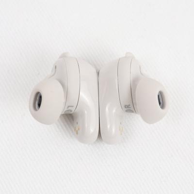 【中古】 イヤホン BOSE QUIET COMFORT ULTRA EARBUDS WHITE ノイズキャンセリングイヤホン イマーシブオーディオ 本体側面