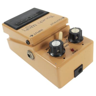 【中古】 オートワウ エフェクター BOSS TW-1 Touch Wah 銀ネジ ギターエフェクター 本体画像 斜め 1