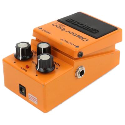 【中古】ディストーション エフェクター BOSS DS-1 Distortion ギターエフェクター 本体画像 斜め 2