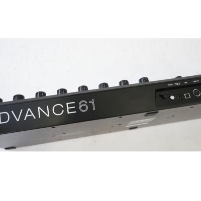 【中古】 キーボードコントローラー AKAI ADVANCE 61 傷画像