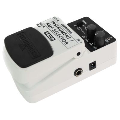 【中古】 ABセレクター BEHRINGER AB100 本体画像 斜め 2