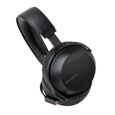 【中古】 ヘッドホン ソニー SONY MDR-Z7M2 大口径70mm振動板 有線ヘッドホン 側面