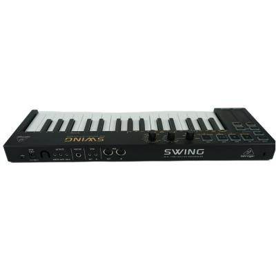 【中古】 BEHRINGER SWING 32鍵盤USB MIDIキーボードコントローラー 背面