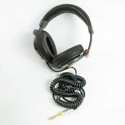 【中古】 ヘッドホン ソニー SONY MDR-Z900 モニターヘッドホン 密閉型