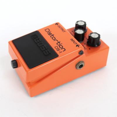 【中古】ディストーション エフェクター BOSS DS-1 Distortion ギターエフェクター 右斜めアングル画像