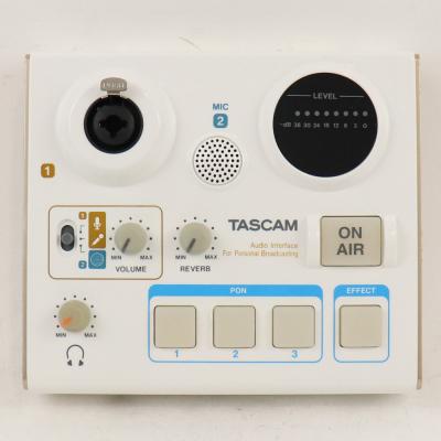 【中古】 USBオーディオインターフェイス TASCAM US-32 正面