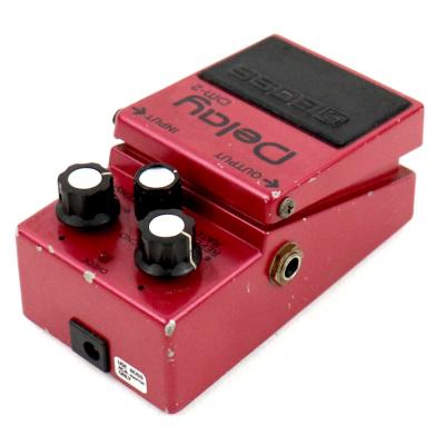 【中古】 アナログディレイ エフェクター BOSS DM-2 Delay 後期モデル Made in Japan ギターエフェクター 左サイド