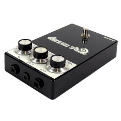 【中古】 Castledine Electronics THE WIZARD ディストーション ファズ ギターエフェクター 左サイド