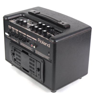 【中古】 アコギアンプ ローランド ROLAND AC-33 アコースティックギター用アンプ アコギアンプ ブラック 左サイド