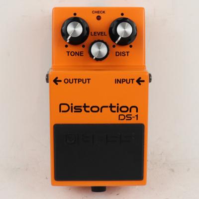 【中古】ディストーション エフェクター BOSS DS-1 Distortion ギターエフェクター 正面