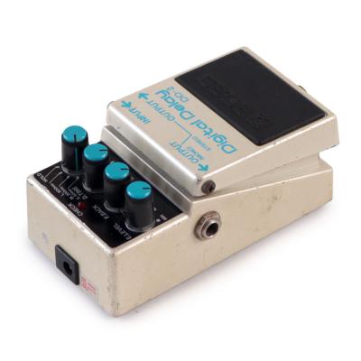 【中古】 デジタルディレイ エフェクター BOSS DD-2 Digital Delay Made in JAPAN ギターエフェクター 全体