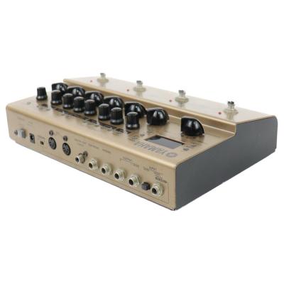 【中古】 アコースティックギタープリアンプ ヤマハ YAMAHA AG-Stomp アコギ用プリアンプ 本体画像 斜め 