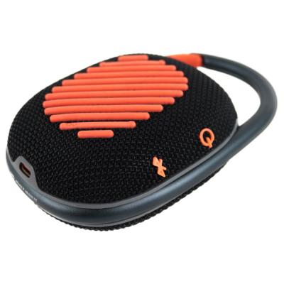 【中古】 スピーカー Bluetoothスピーカー JBL CLIP4 BK IP67等級 防水防塵性能 コンパクトスピーカー クリップ4 本体画像 斜め 2