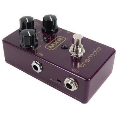 【中古】 MXR M305 TREMOLO トレモロ ギターエフェクター 本体画像 斜め 2