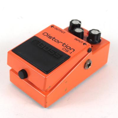 【中古】ディストーション エフェクター BOSS DS-1 Distortion ギターエフェクター 右サイド