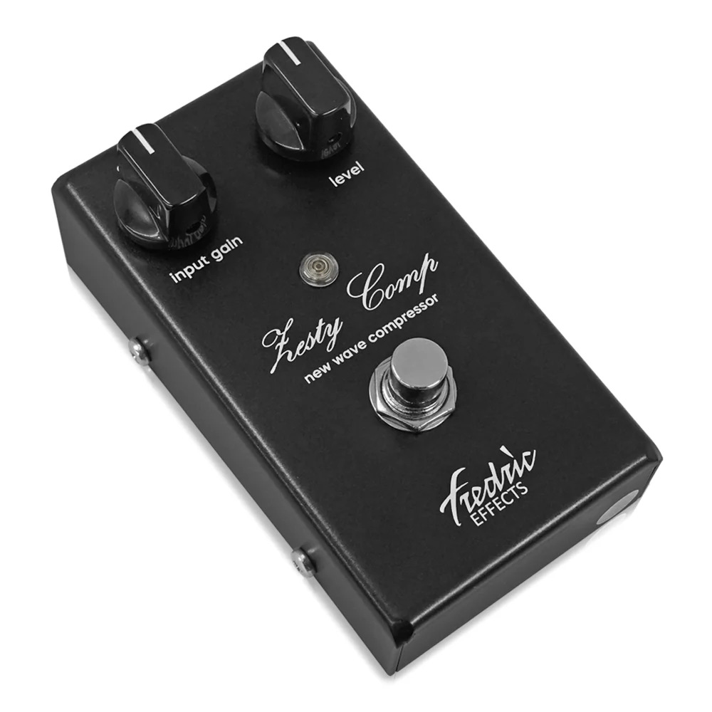 Fredric Effects Zesty Comp ギターエフェクター 本体画像 斜め 