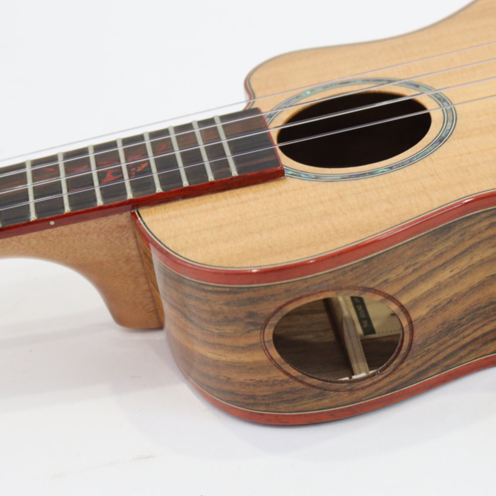 Kai Ukulele KC-700C コンサートウクレレ カッタウェイ有り ソフトケース付き