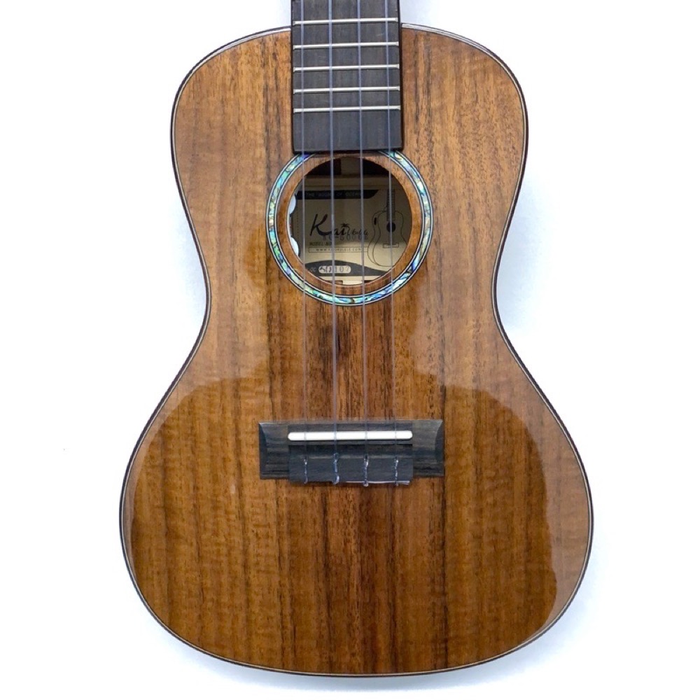 Kai Ukulele KC-5000R/EQ コンサートウクレレ ピックアップ付き ソフトケース付き ボディトップ画像