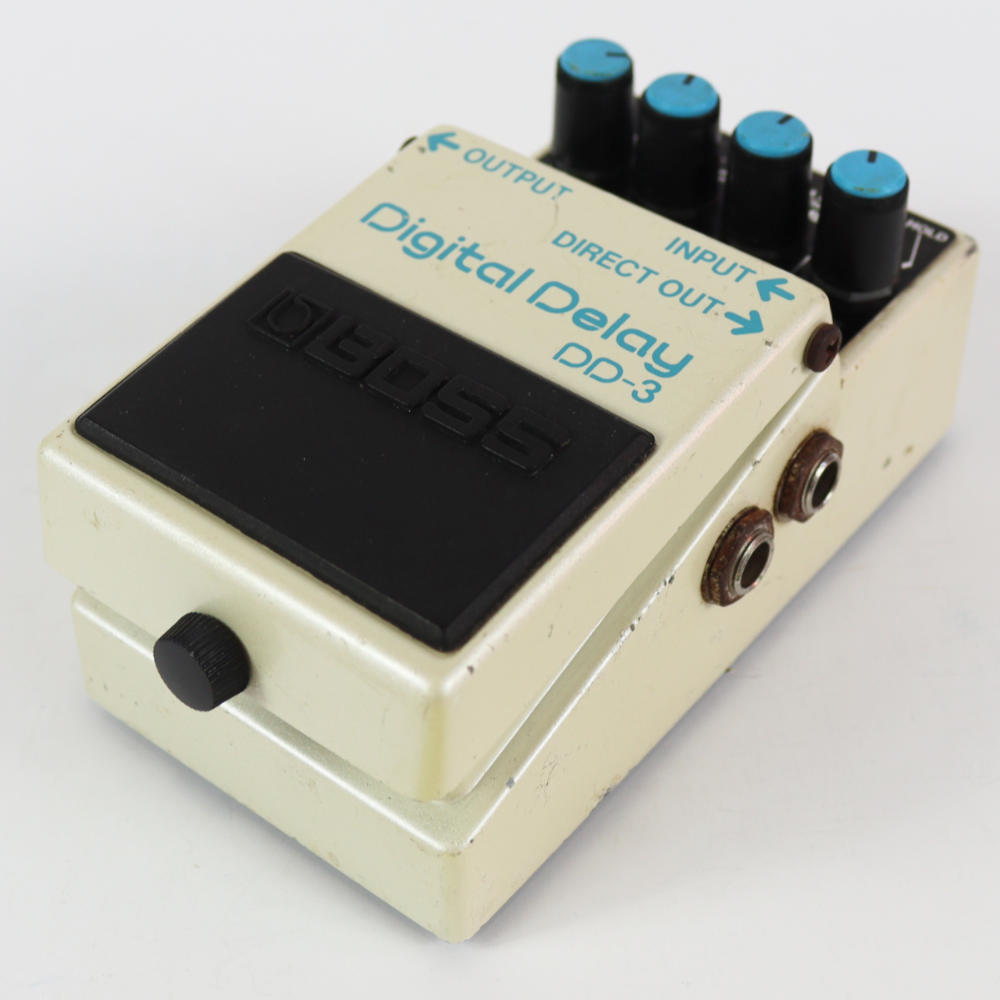 【中古】 デジタルディレイ エフェクター BOSS DD-3 Digtal Delay ギターエフェクター ディレイ input側サイド