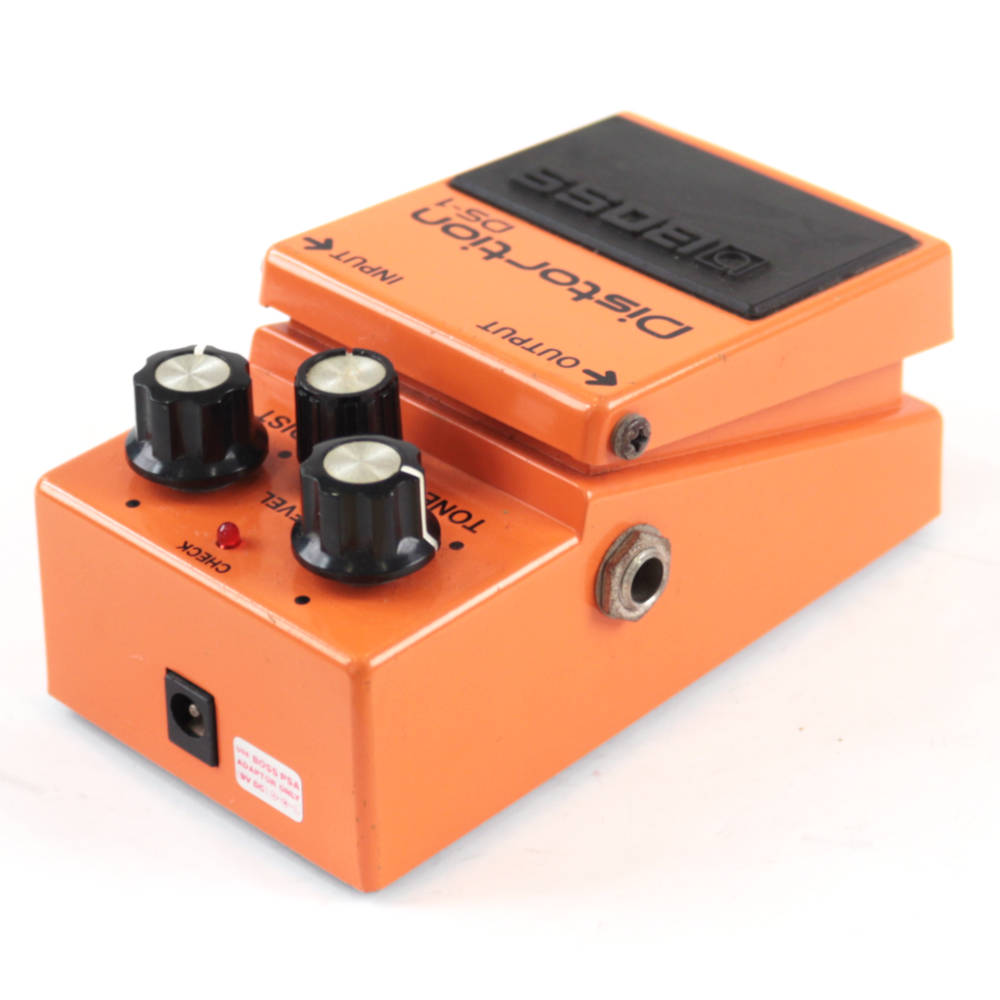 【中古】ディストーション エフェクター BOSS DS-1 Distortion ギターエフェクター output側サイド