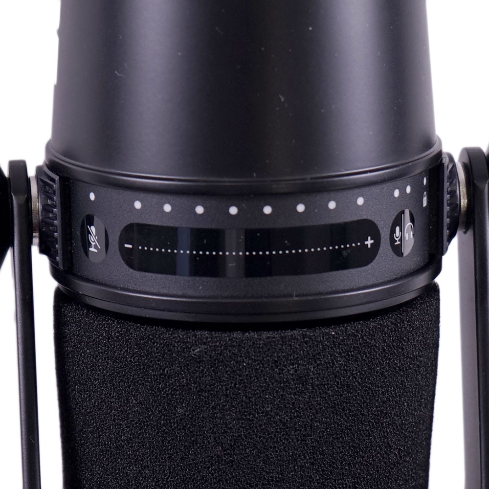 【中古】 SHURE MV7-K-J MOTIV ブラック ポッドキャスト用ダイナミックマイク 操作部