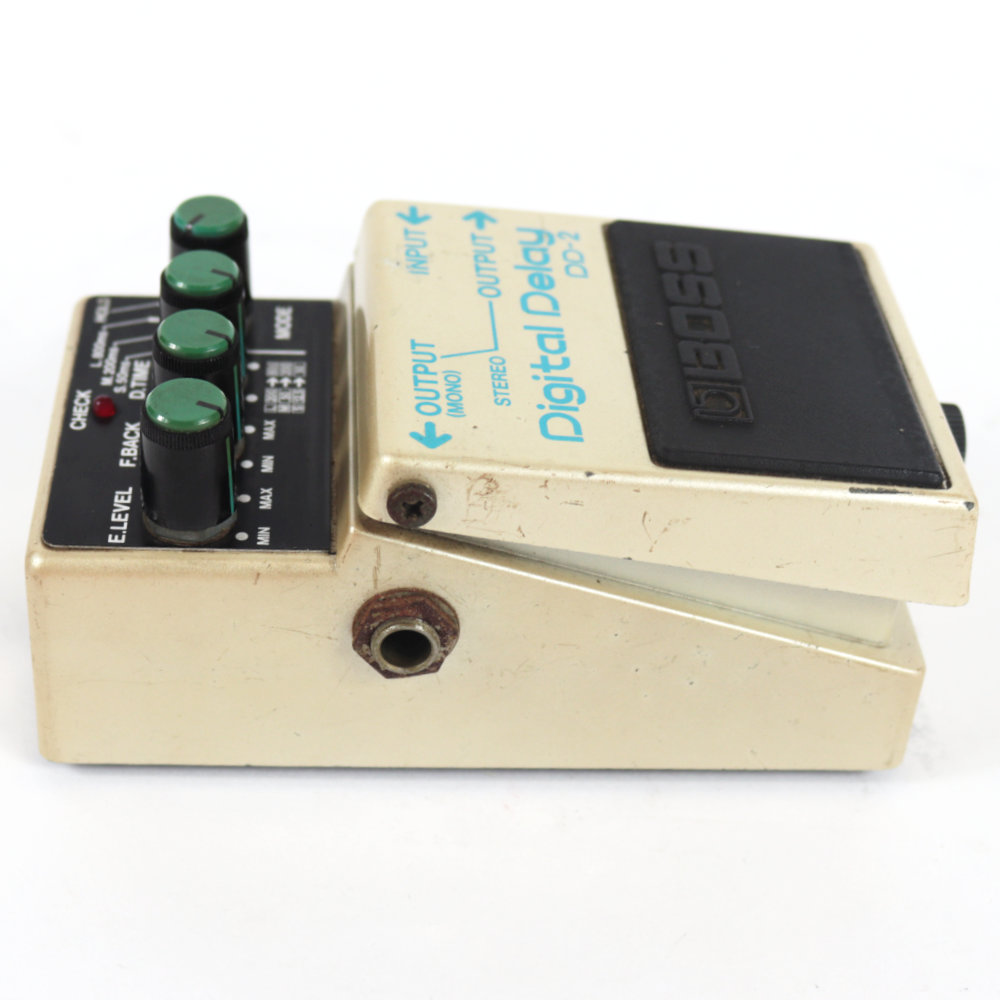 【中古】 デジタルディレイ エフェクター BOSS DD-2 Digital Delay ギターエフェクター 左サイド