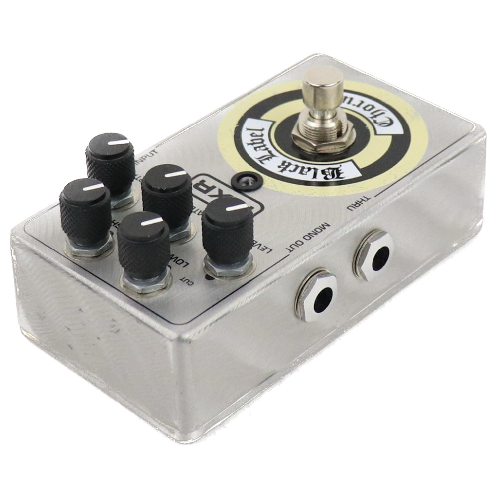 【中古】 コーラス エフェクター MXR ZW38 Black Label Chorus ザックワイルド ギターエフェクター 本体画像 斜め 2