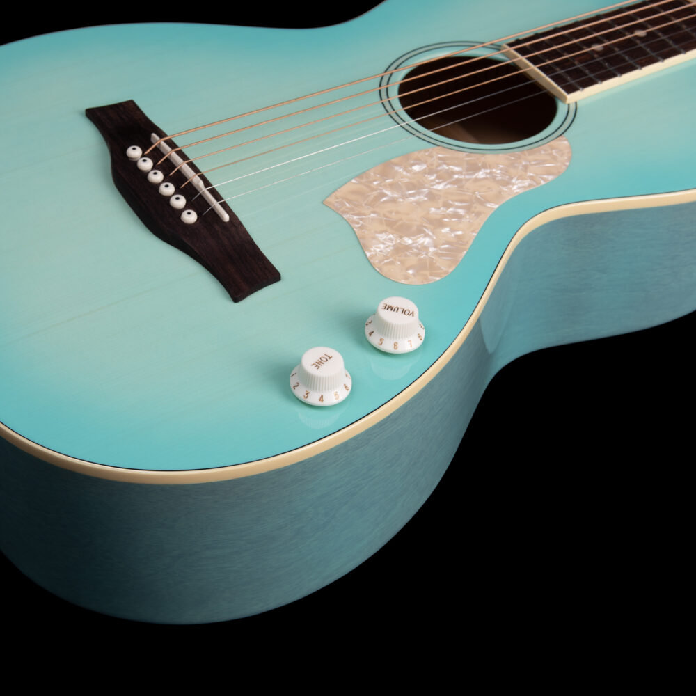 Godin ゴダン Rialto Laguna Blue HG Q-Discrete Ltd エレクトリックアコースティックギター コントロール