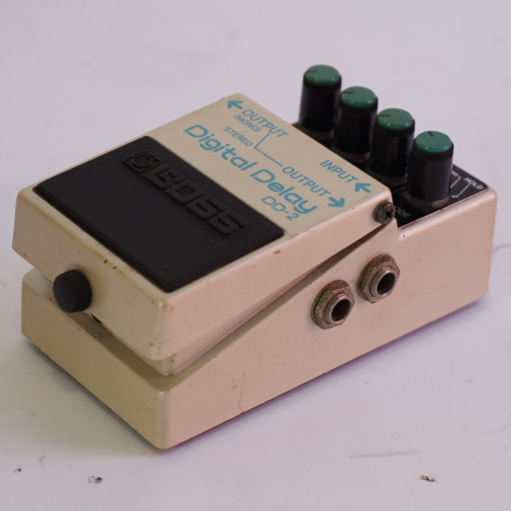 【中古】 デジタルディレイ エフェクター BOSS DD-2 Digital Delay Made in JAPAN ギターエフェクター 全体